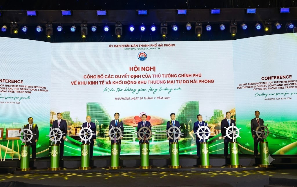 HAI PHONG OFFICIALLY ANNOUNCES THE PRIME MINISTER’S DECISIONS ON THE ECONOMIC ZONE AND LAUNCHES THE HAI PHONG FREE TRADE ZONE